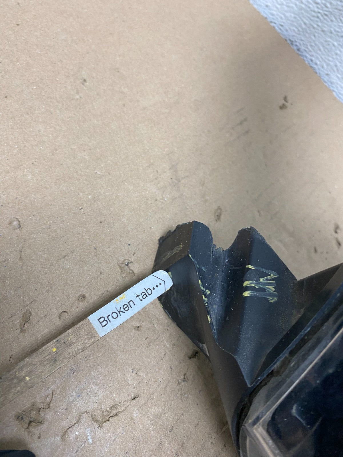 2016 2017 2018 Nissan Maxima Right Passenger Headlight Halogen AF3193 DW7