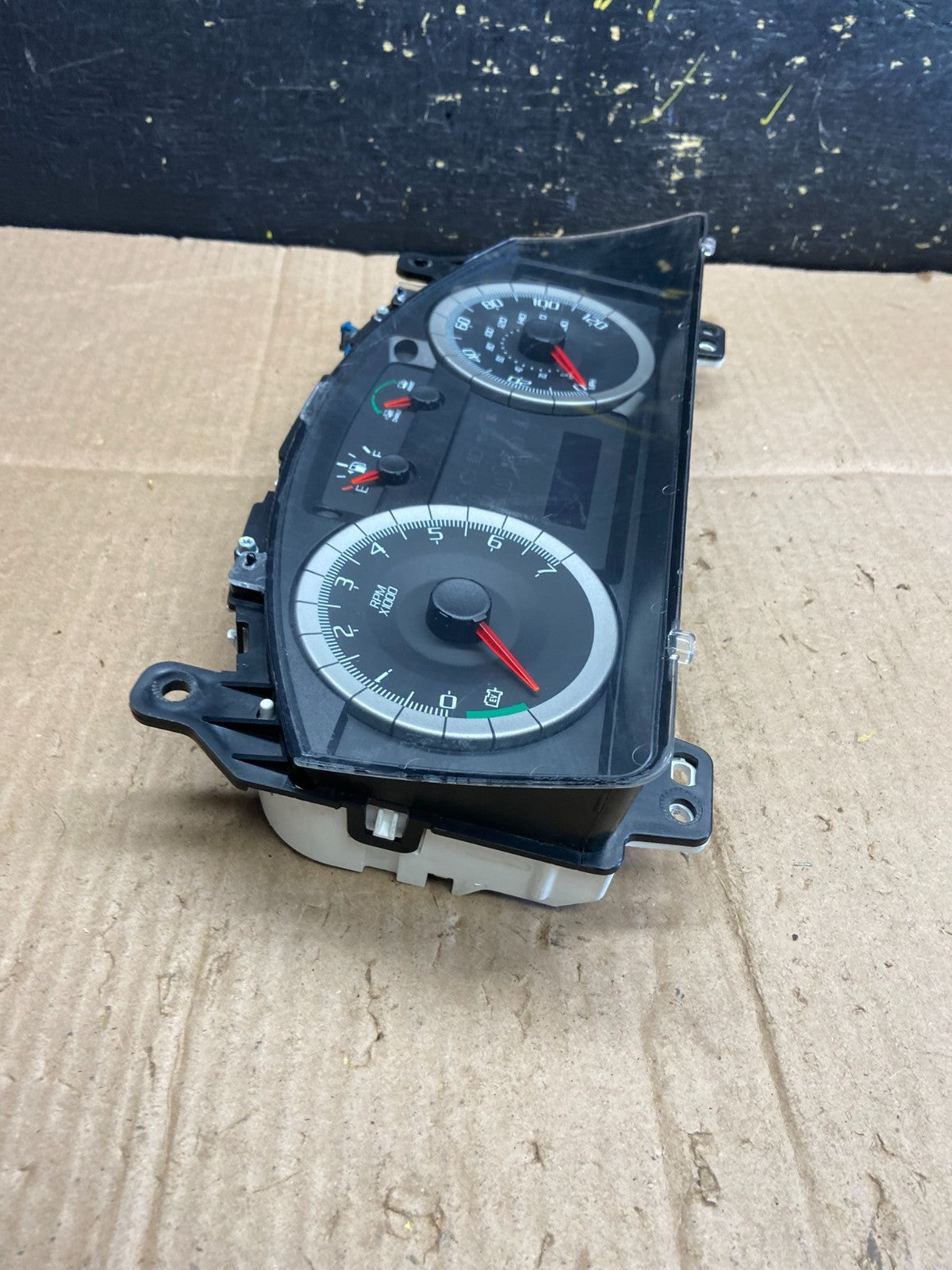 2008 to 2012 Ford Escape Hybrid Speedometer Cluster Gauge Oem AA80162