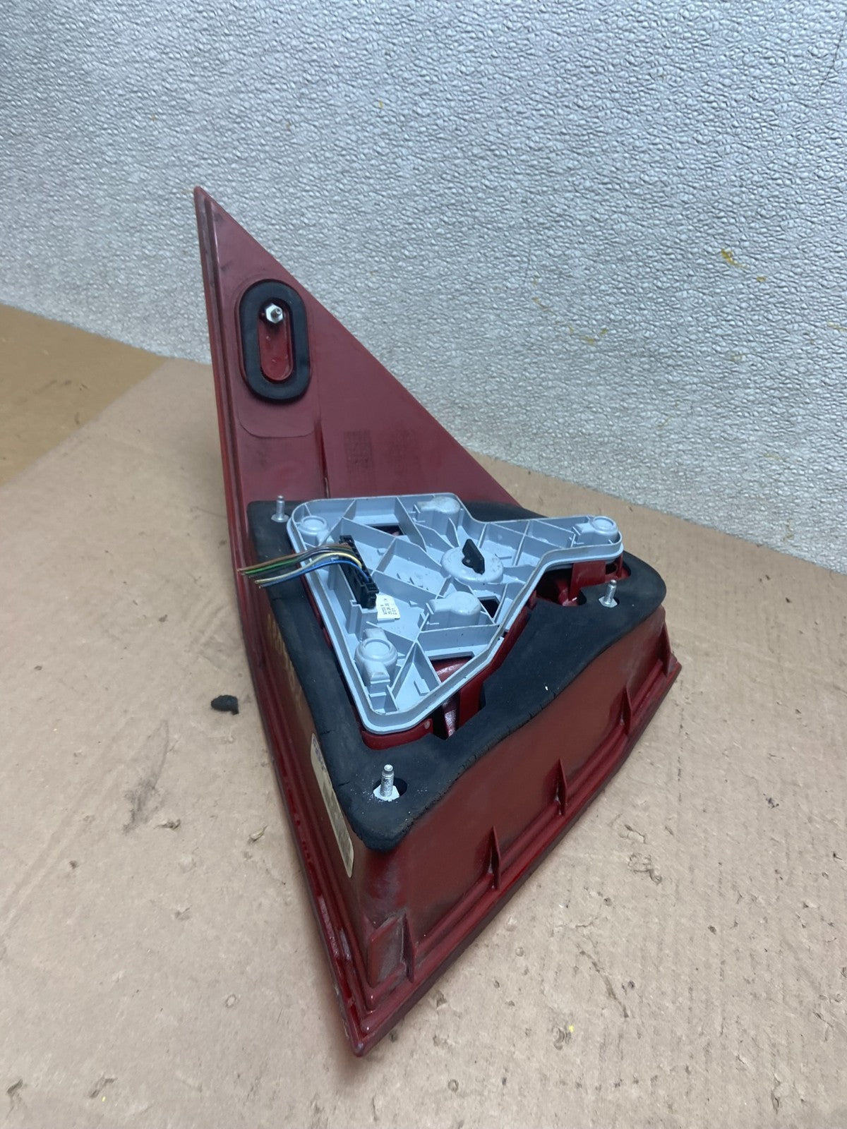 2005-2007 Mercedes-Benz C 230 - W203 C-Class Right Passenger Tail Light AA05825
