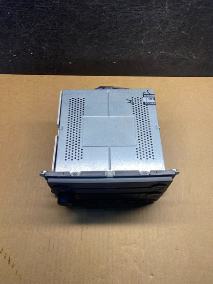 2005 to 2007 Ford Five Hundred Montego Radio CD Player AH4979 DG3