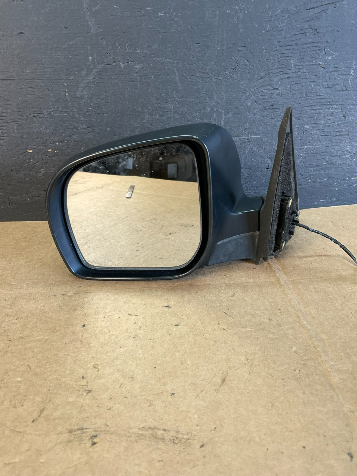 2009 to 2010 Subaru Forester Left Driver Side View Power Door Mirror AE1005 DW8