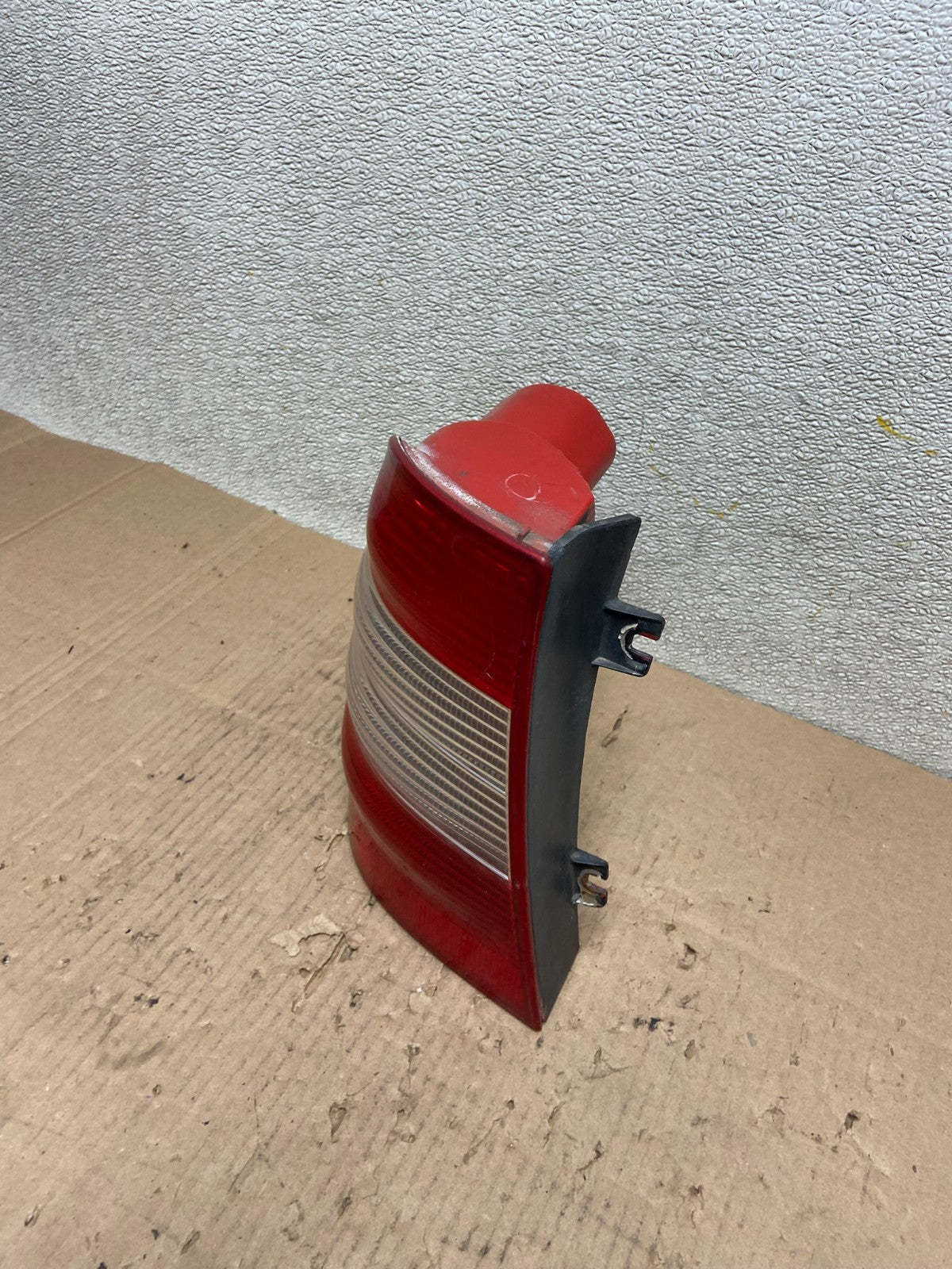 2002-2005 Mercedes ML350 ML-Class Left Driver Lh Side Tail Light OEM Y0131 DW1