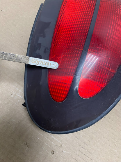1998 - 1999 Ford Taurus Wagon Sedan Left Driver Side Tail Light U0708 DW3