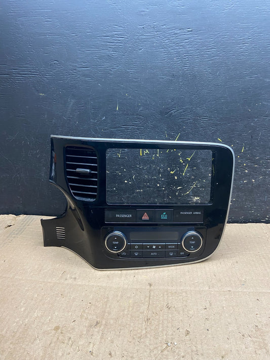 2014 to  2019 Mitsubishi Outlander Center Dash Bezel Radio Trim Z1627 DG0