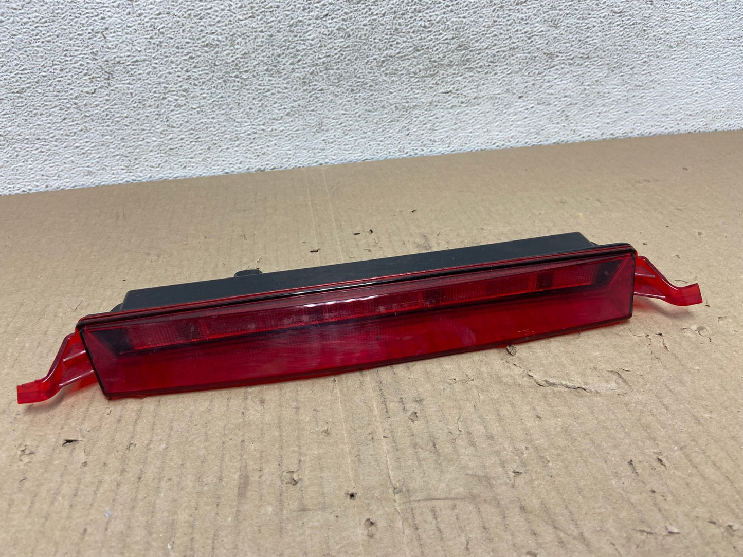 2009-2017 Chevrolet Traverse High Mounted 3rd Third Stop Brake Light AE9594 LK0
