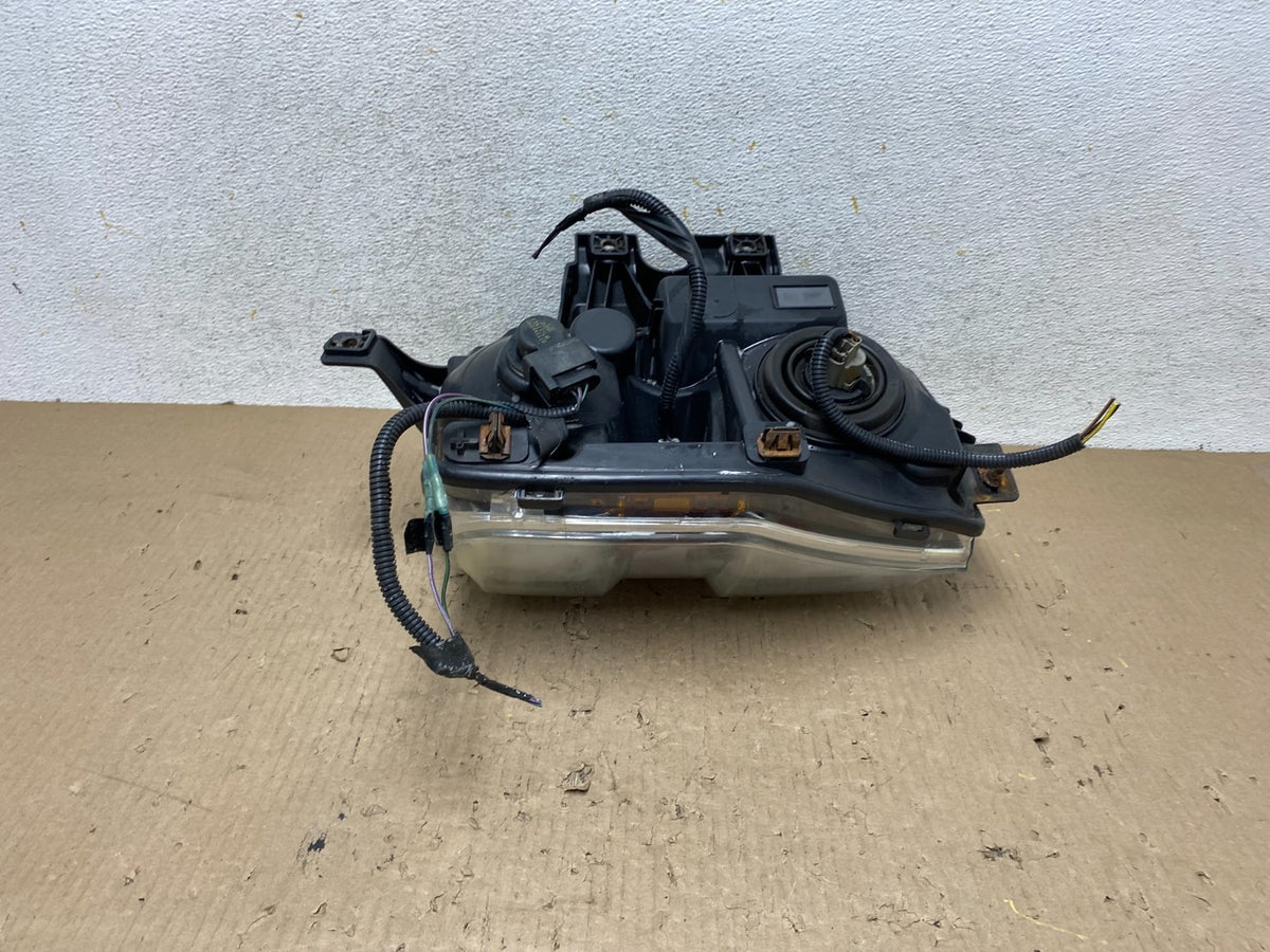 2008 to 2010 Ford F250 Super Duty Left Driver LH Side Headlight AH6609 DW8