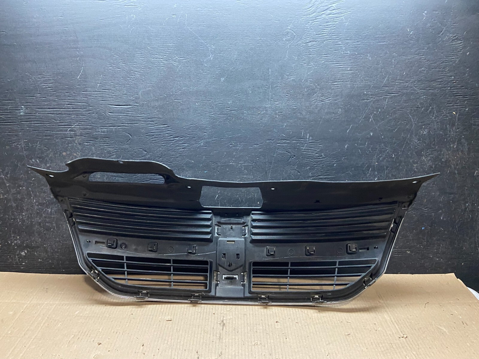 2009 to 2010 Dodge Journey Chrome Front Upper Grill Grille i7597 DG5