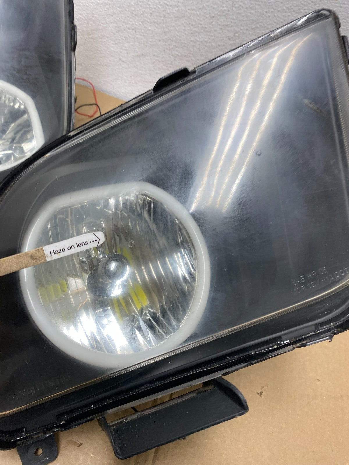2005 to 2009 Ford Mustang Left+Right Set LED Black Halogen Headlights AC3846 DG5
