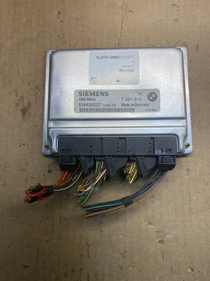 2003 to 2005 BMW X5 ECM ECU Engine Control Computer Module 7551615 OEM AC0657 DG0
