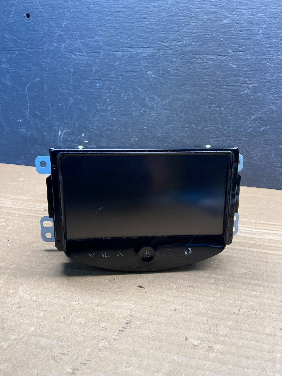 2013 2016 Chevy Sonic Radio Receiver Display Screen AM FM MP3 AE4614 DG0
