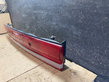 1993 to 1997 Chrysler Concorde Center Trunk Tail light X8226 DG1