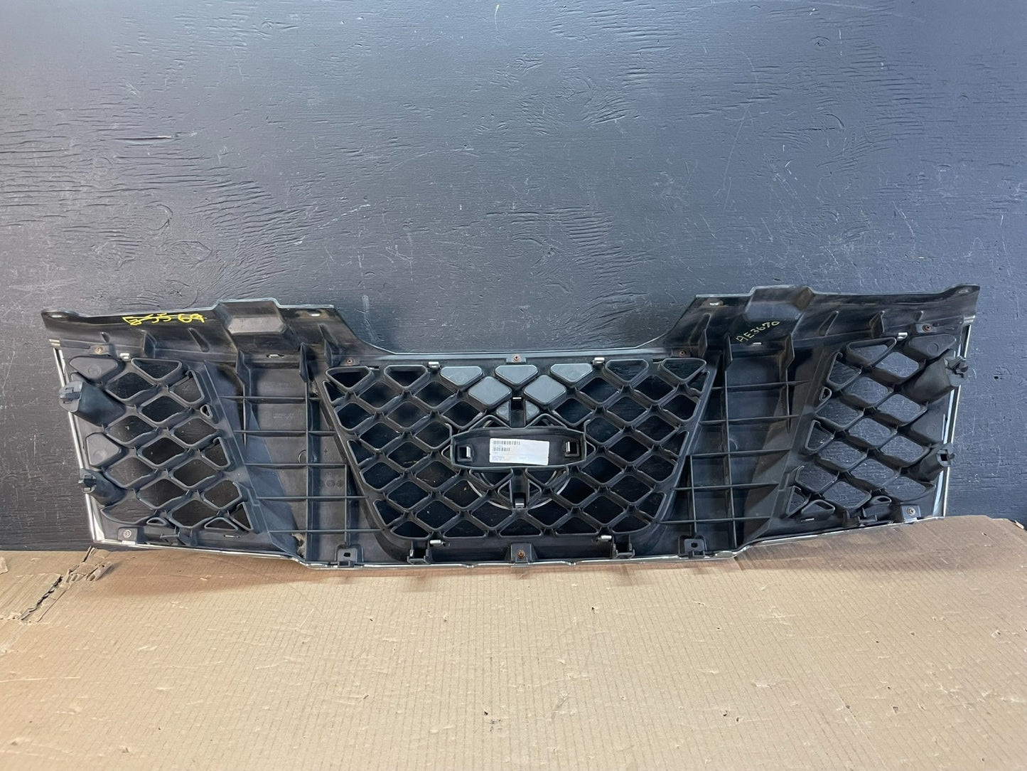 2005 - 2007 Nissan Pathfinder Front Upper Grill Grille Aftermarket AE3670 DG3