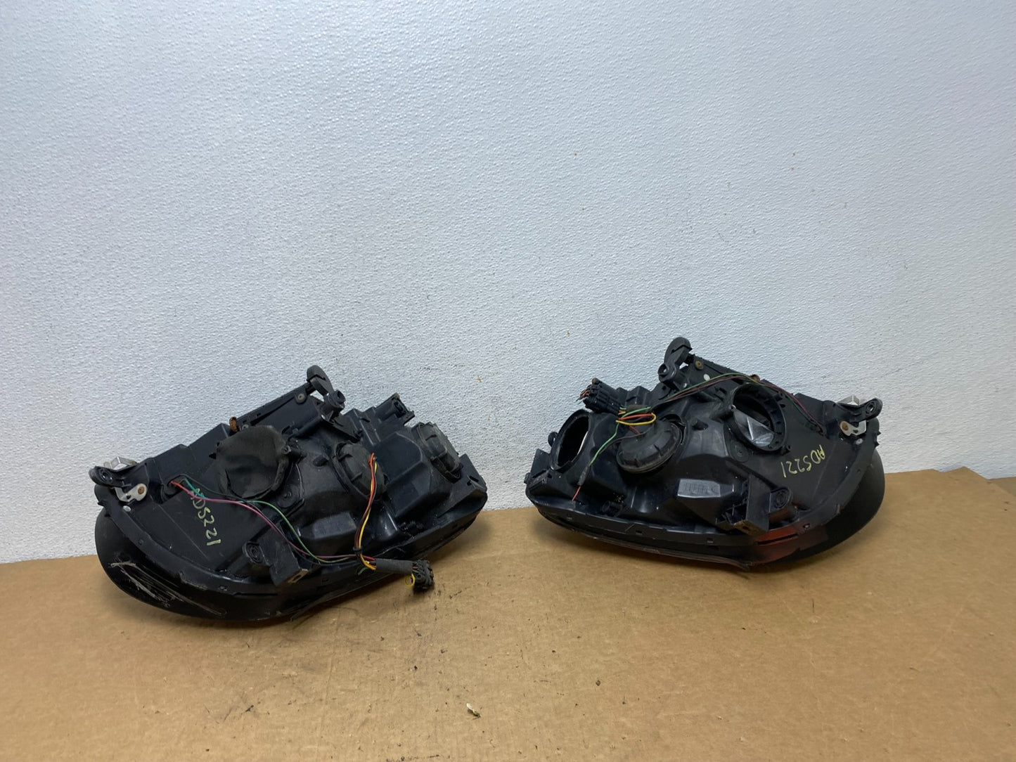 2005-2006 Infiniti G35 Left+Right Halogen Headlights Sedan AD5221 DW9