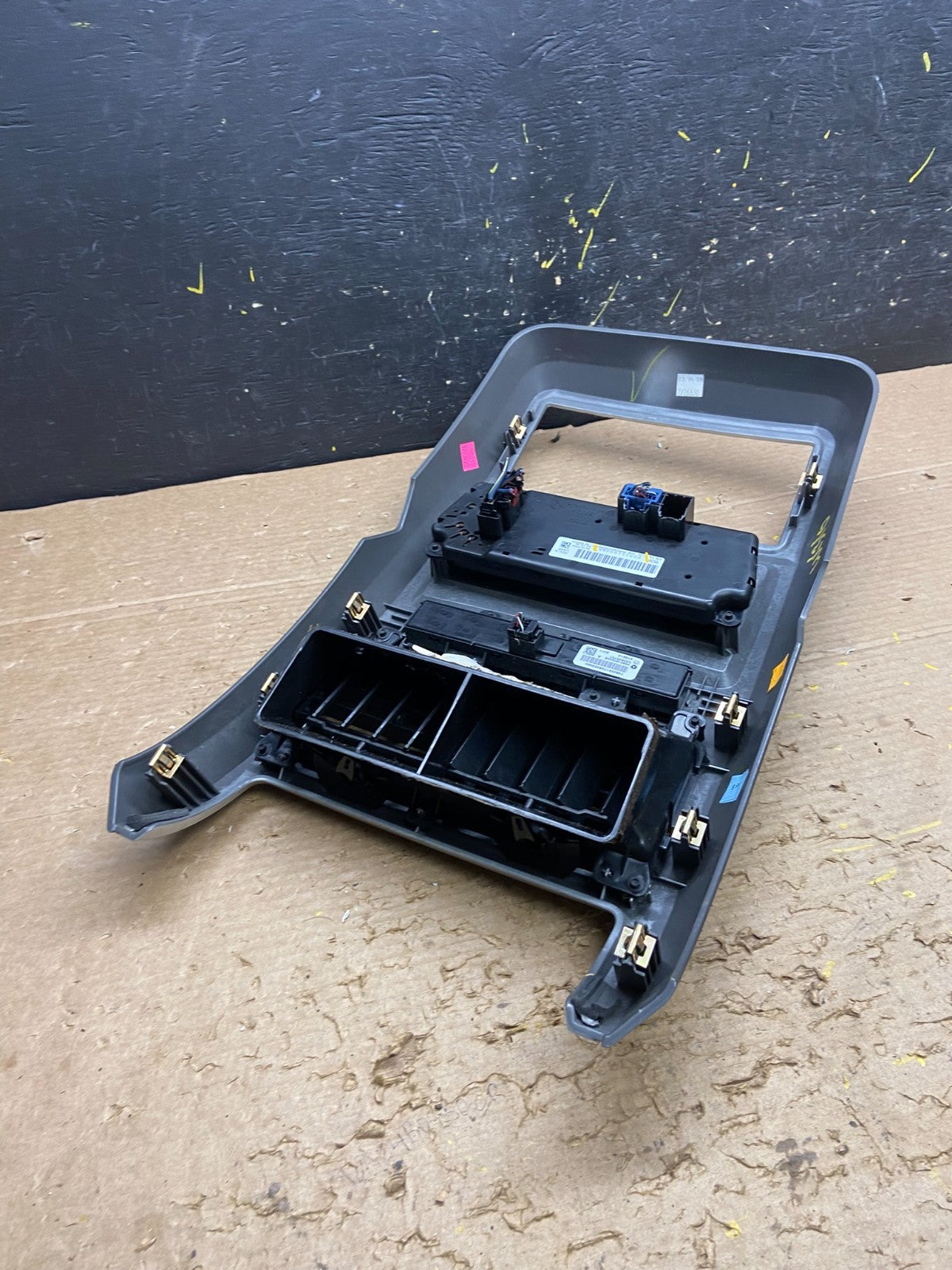 2009 2010 Dodge Journey Center Dash A/C AC Climate Control Bezel Trim W6310 DG3
