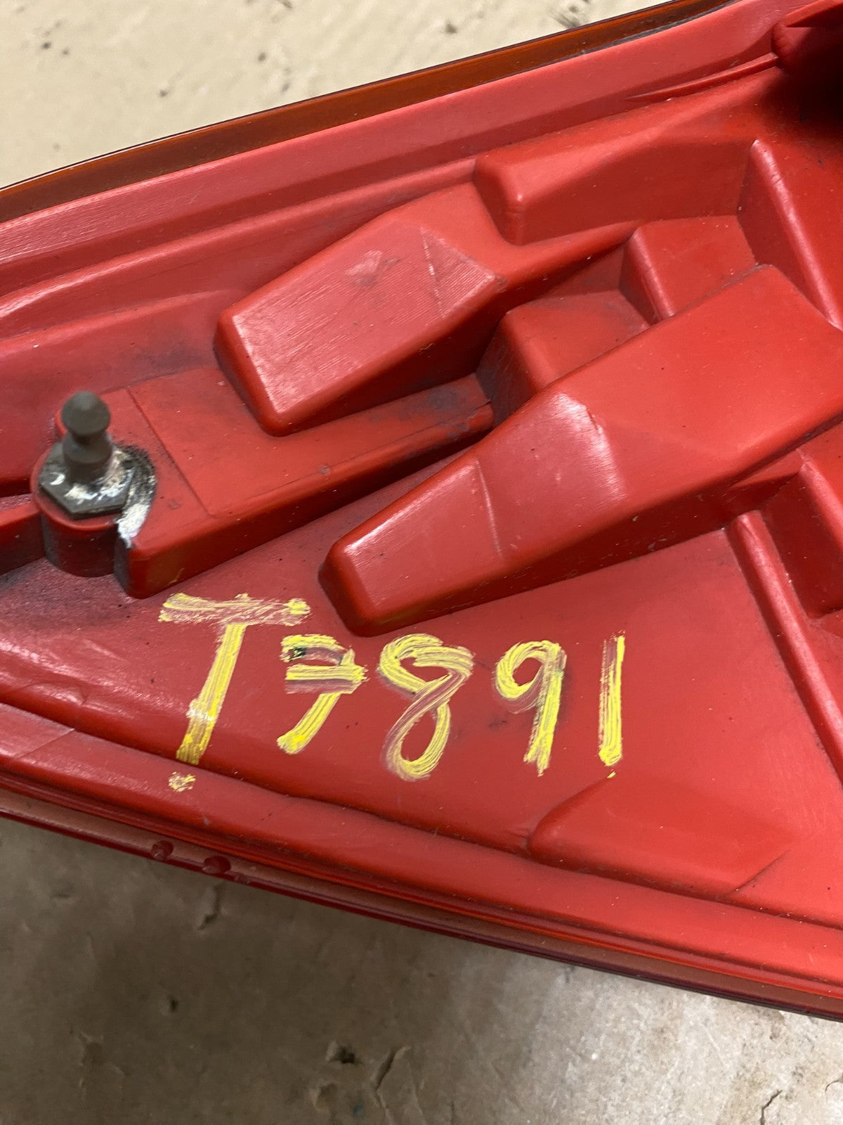 2009 2010 Nissan Murano Right Passenger Rh Side Tail Light Oem T7891 DW7