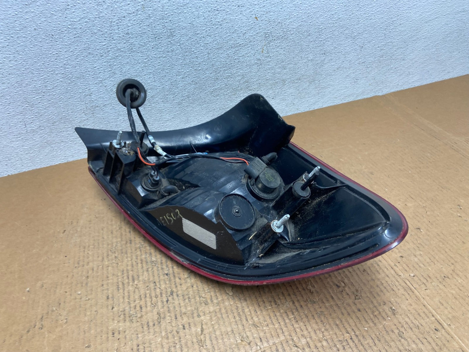 2004 2005 2006 2007 Ford Taurus Left Driver LH Side Tail Light AE1502 LK7