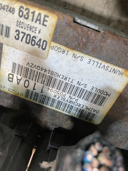05 Chrysler Town & Country Engine Control Module P04748631AE X9940 PS3