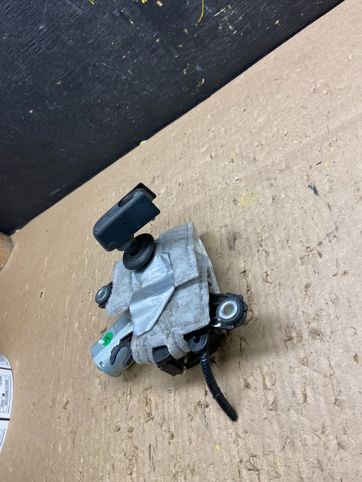 2013-2016 Nissan Pathfinder Back Door Rear Wiper Motor Wiper Blade T6344 DG2