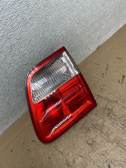 2000-2002 Mercedes-Benz E-Class E320 Wagon Right Passenge Inner Tail Light S15952