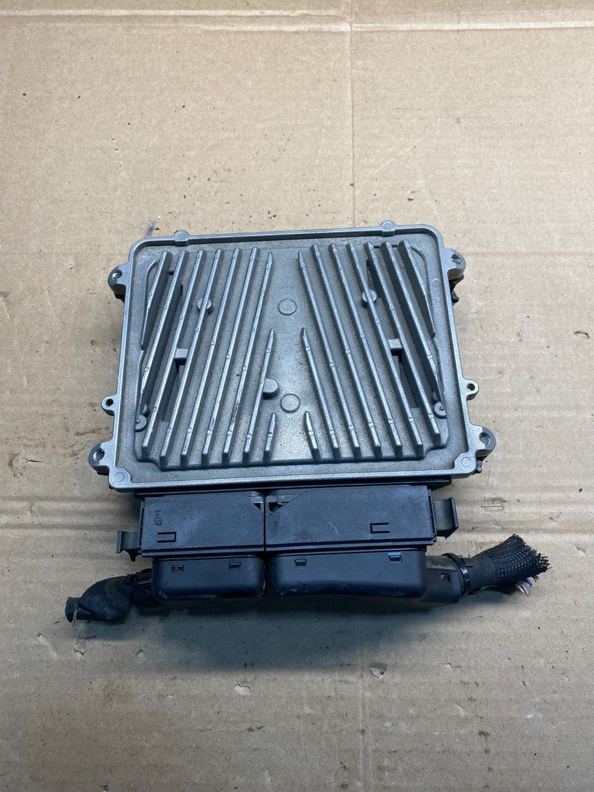 2007 - 2011 Mercedes CL550 S550 ECU ECM Engine Control Module Unit ae9909 DG1