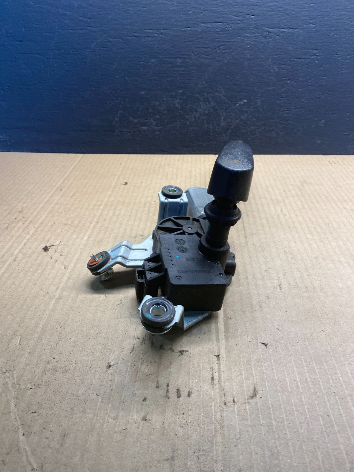 2010 to 2016 Cadillac SRX Rear Windshield Washer Wiper Motor ac0893 DG4