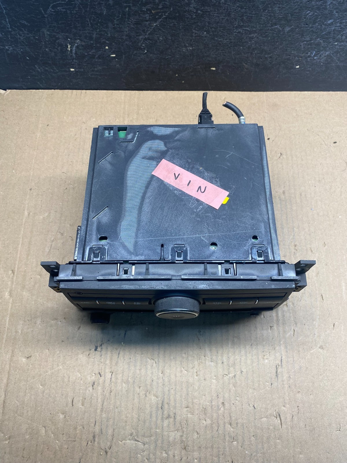 2015-2024 Chevrolet Express GMC Savana Radio AM FM mp3 Aux Input AE7731 DW4
