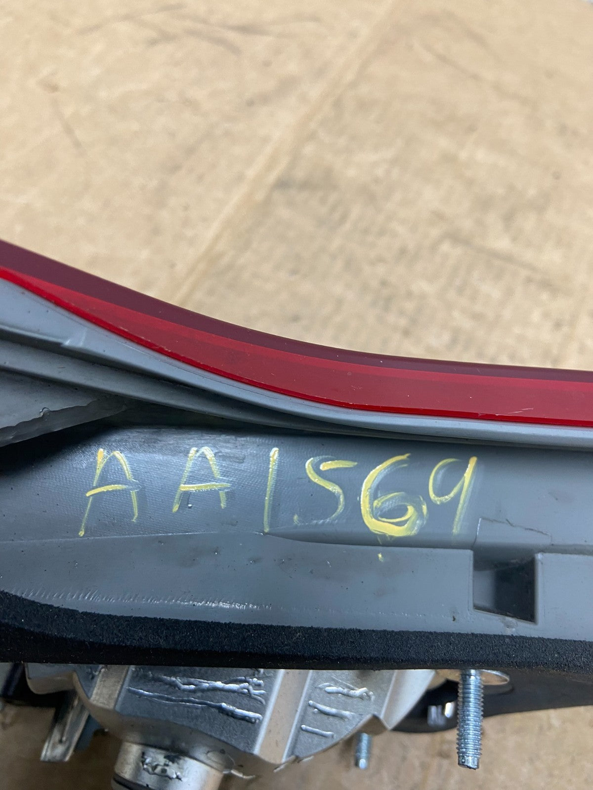 2007 2008 2009 Acura Mdx Left Driver Lh Side Inner Tail Light Oem AA1569 GD6