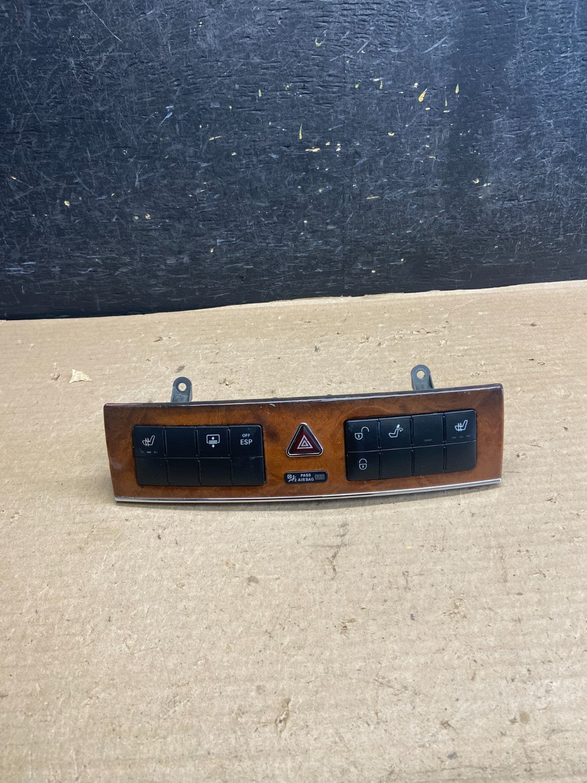2005 - 2007 Mercedes C230 C240 Center Console Switch Control Unit ah5371 DG0