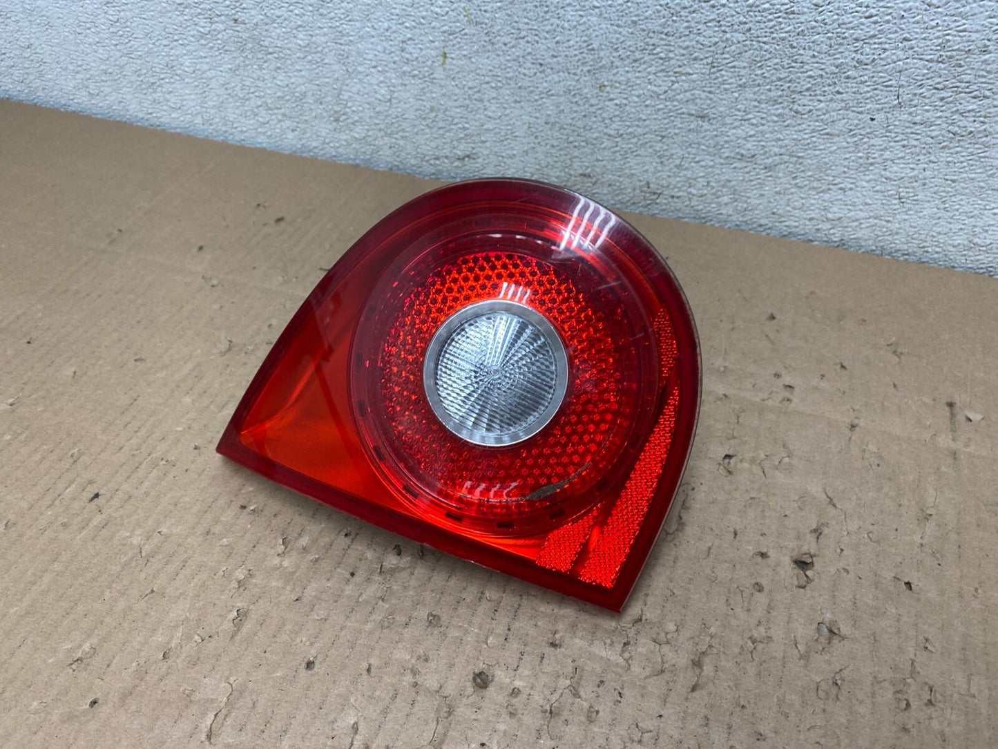 2006-2009 Volkswagen Golf Left Driver Lh Side Tail Light Inner Trunk L7368 DG1