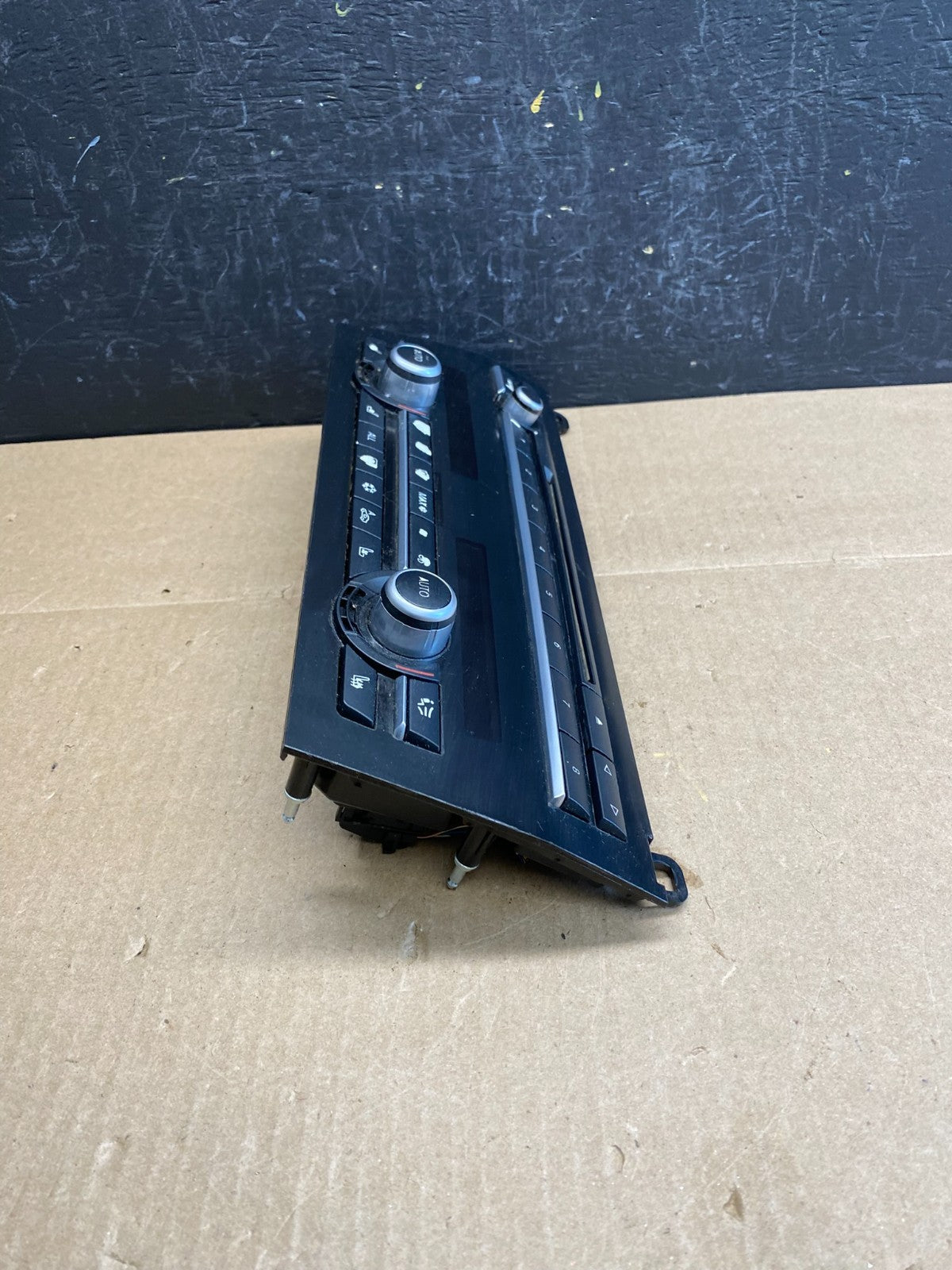 2009-2010 BMW F01 740i 750i Heater Ac Climate Radio Stereo Control AC6261 DG2