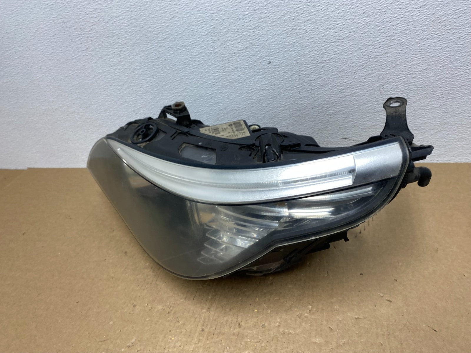 2008 to 2010 Bmw 5 Series 535I 550 Xenon Left Driver LH Headlight Oem AC1256 DW1