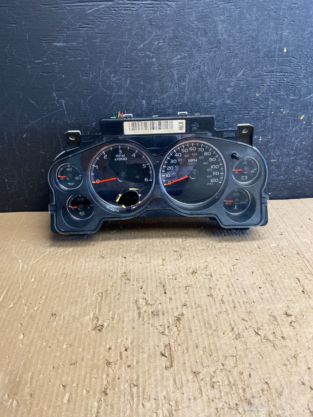 2007 to 2013 Chevrolet Silverado Suburban Cluster Gauge Speedometer AF1575 DG0