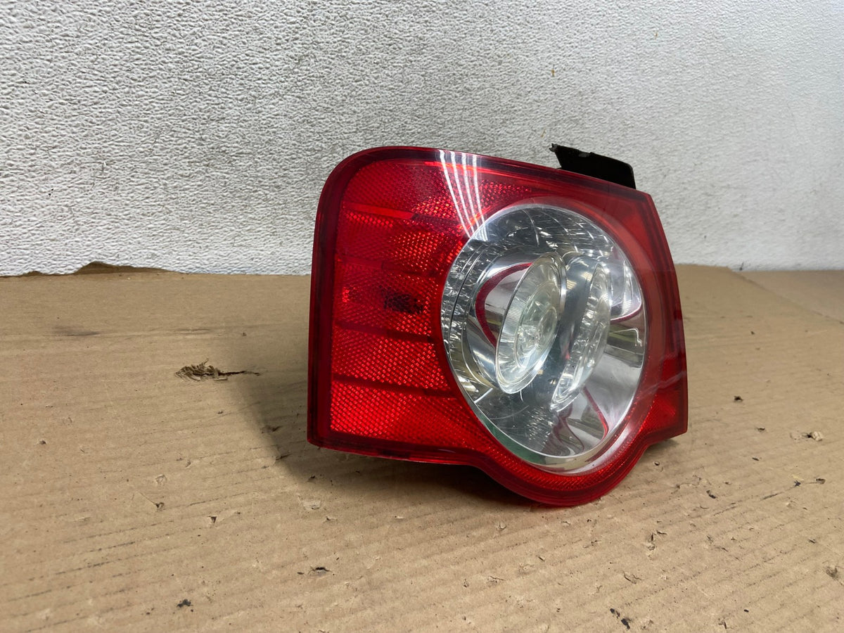 2006 to 2010 Volkswagen Passat Sedan Left Driver Side Tail Light AG8194 LK1