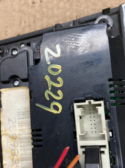 2006-2013 Mercedes X164 GL450 ML500 AC Heater Climate Control Switch Z0229 DG6