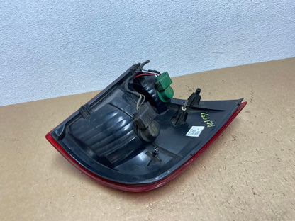 2002 to 2005 Ford Explorer Right Passenger Rh Side Tail light OEM AC1491 LK5