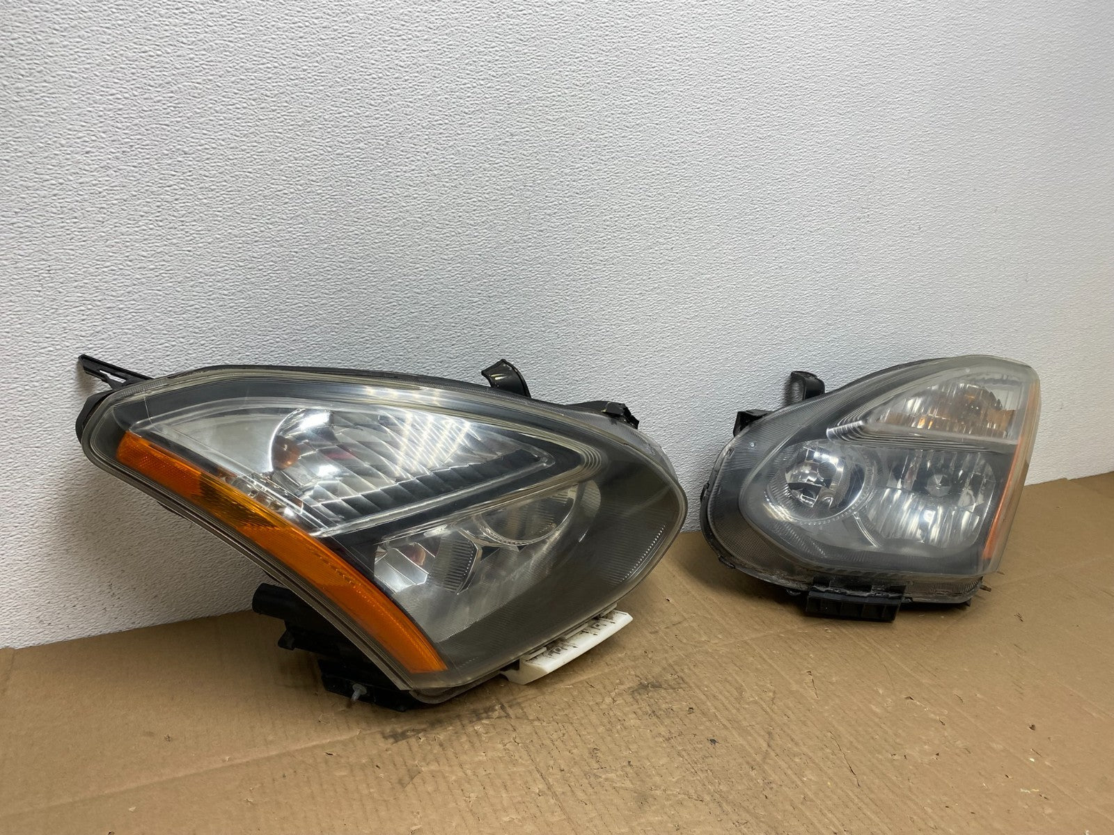 2009-2013 Nissan Rogue Left+Right Side Set Halogen Headlights OEM AB8284 DW2