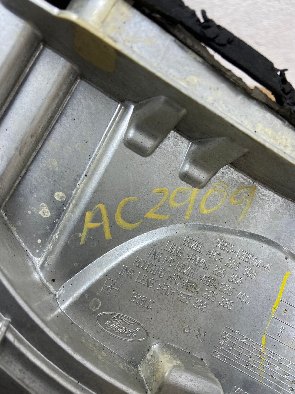 2010 2011 2012 Ford Fusion Right Passenger Side Tail Light Oem AC2909 LK7