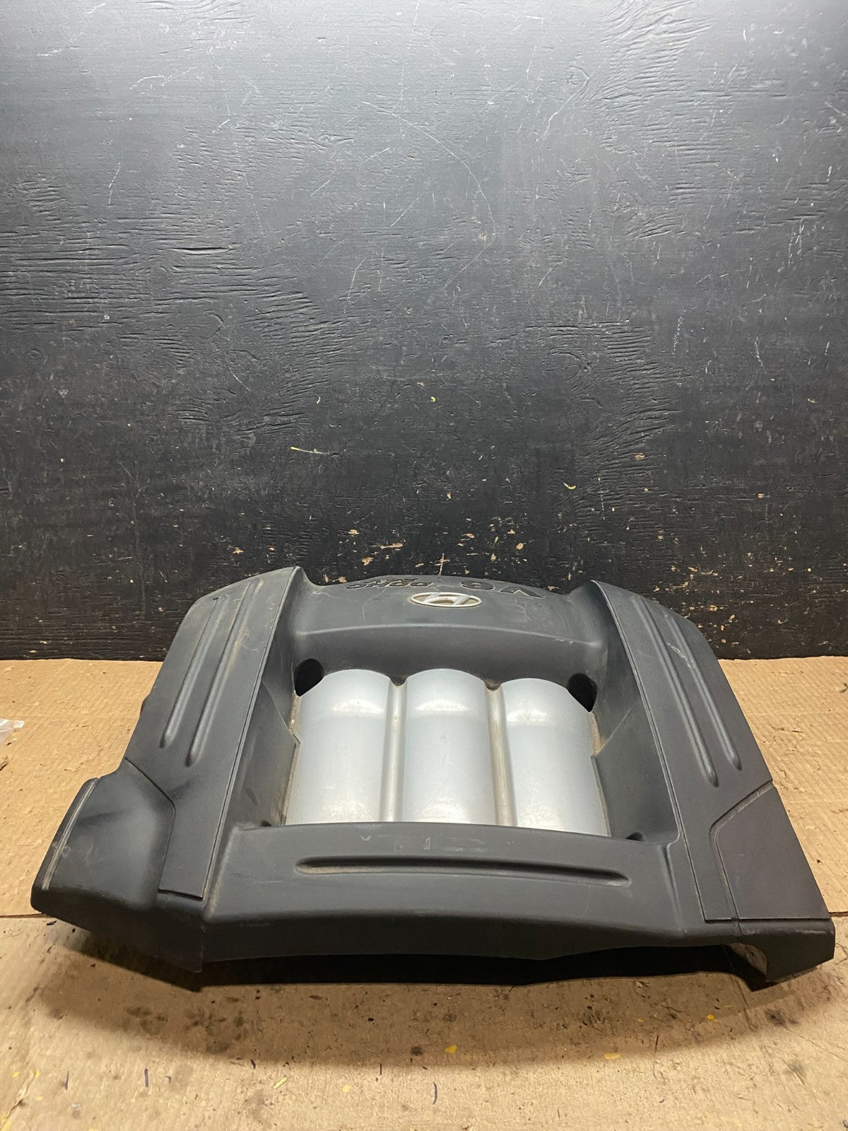2001 - 2005 Hyundai Santa Fe 2.7L V6 Engine Motor Cover y6355 DG4