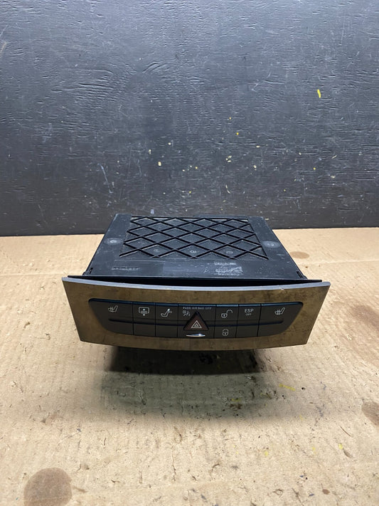 2007-2009 Mercedes CLS350 E350 E550 A/C Heater Climate Control Trim N9522  DG0