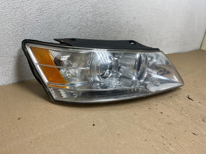 2009 to 2010 Hyundai Sonata Right Passenger RH Side Headlight Halogen AG8013 DW1