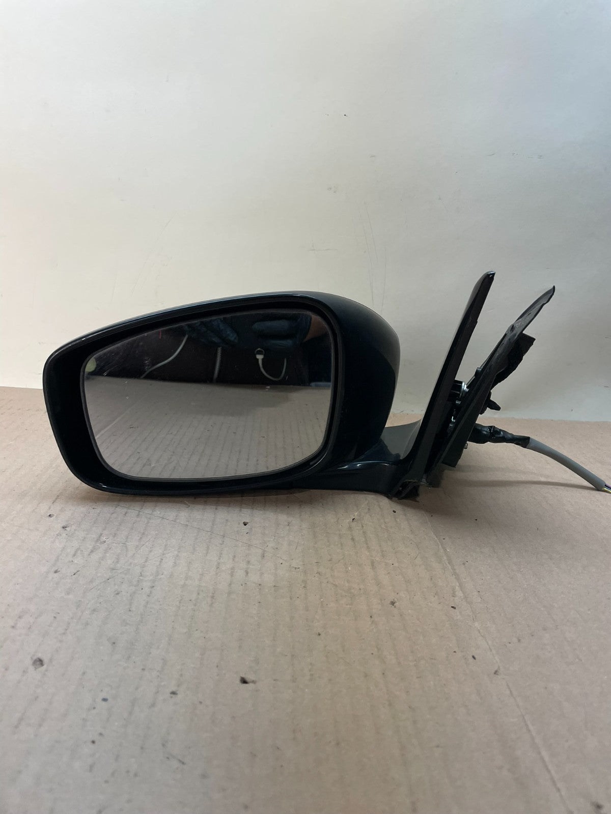 2008 to 2013 Infiniti G37 Sedan Left Driver LH View Door Mirror AJ0742 DG8