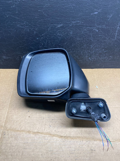 2011 to 2017 Nissan Quest Left Driver LH View Turn Sgn Door Mirror AD6746 DG7