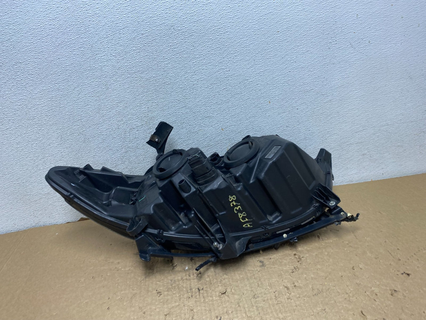 2013 to 2016 Ford Fusion Left Driver Lh Side Headlight AF8378 DW7