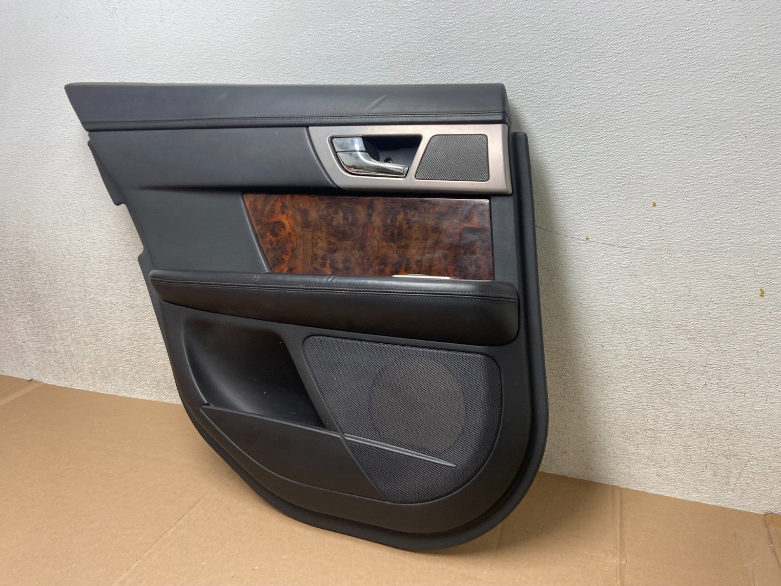 2009 to 2015 Jaguar XF OEM Front Left Driver LH Interior Door Panel r4909 DG1