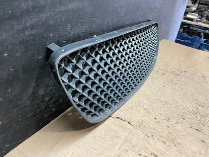 2002 to 2003 Nissan Maxima Front Grill Glossy Black Honeycomb Mesh U6063 PS2