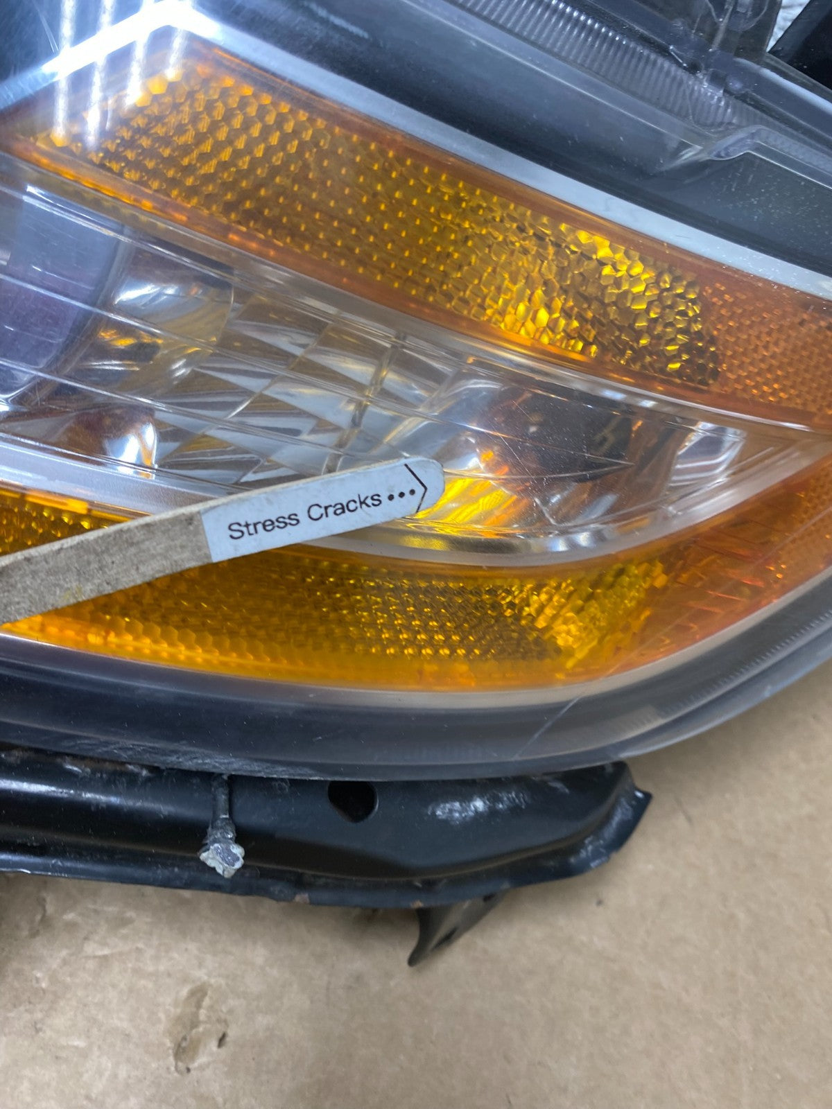 2011 to 2013 Honda Odyssey Front Left Driver LH Headlight Halogen AF7433 DW4