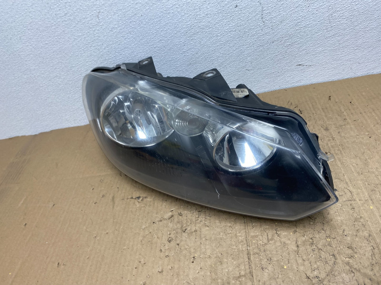 2010-2014 Volkswagen Golf MK6 GTI Right Passenger RH Halogen Headlight AD2427 DW1