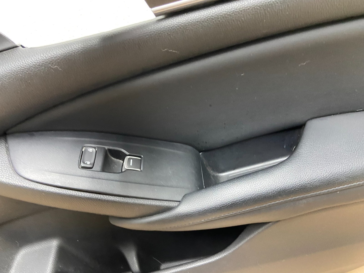 2018-2020 Honda Accord Front Right Passenger RH Side Door Panel AF3021 DG3