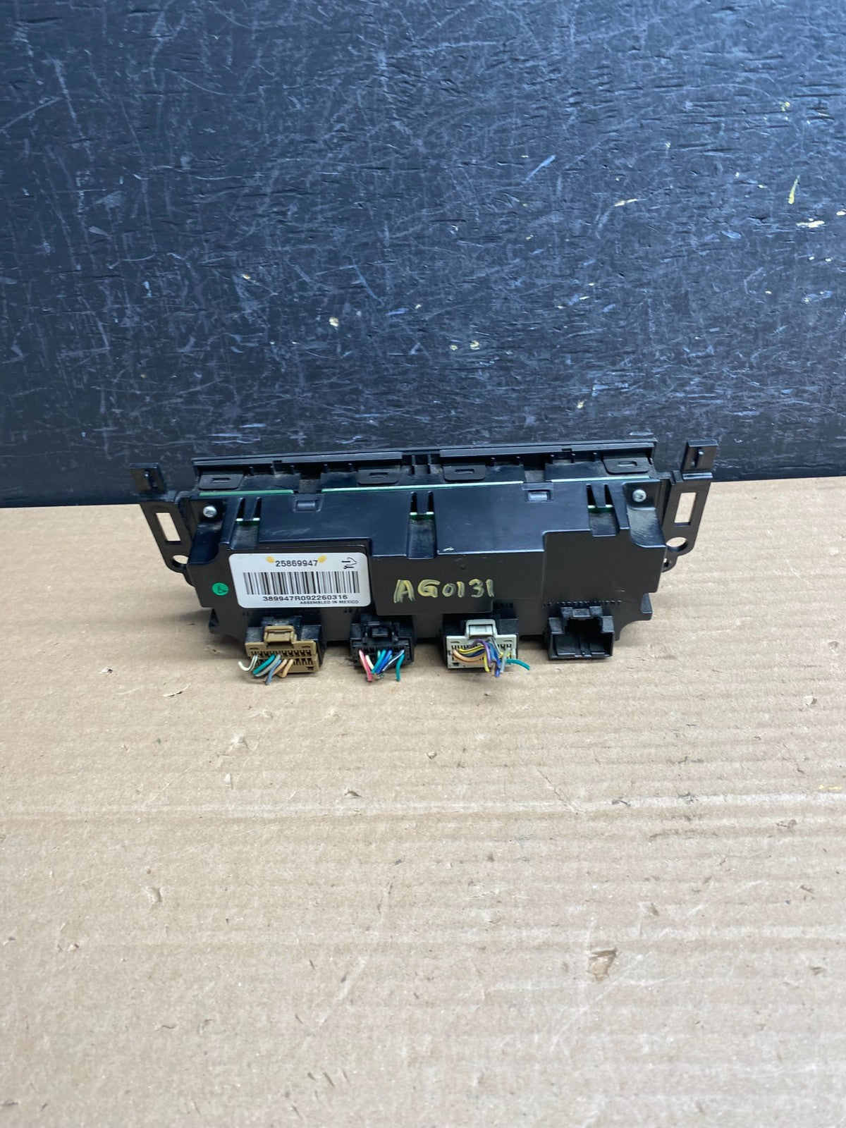 2007 to 2009 GMC Yukon Chevrolet Tahoe Climate Control A/C Panel AG0131 DG3