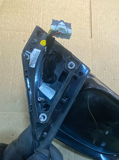2011 - 2015 Kia Sorento Left Driver Lh Side Door Mirror Turn Signal Oem Y3581 DG3
